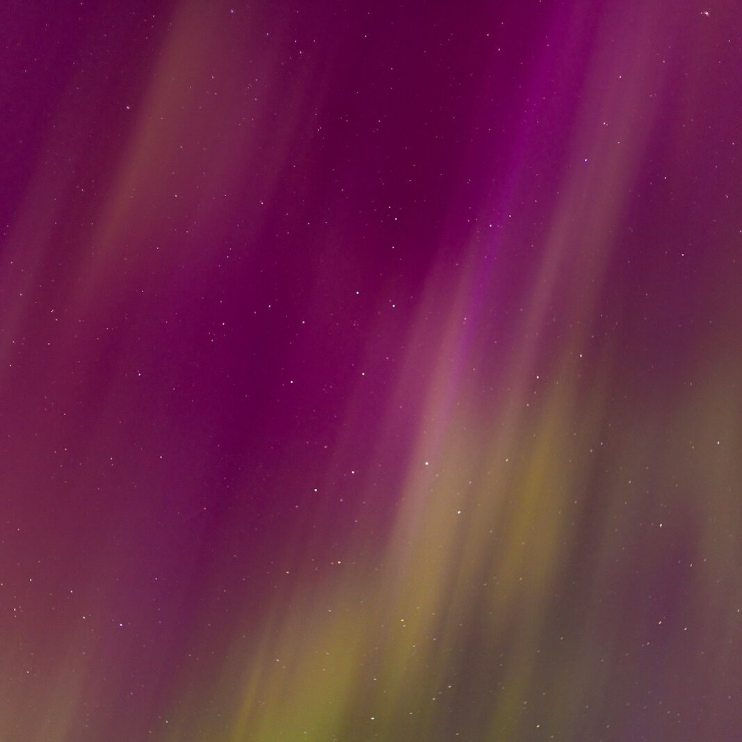 a purple and green aurora aurora aurora aurora aurora aurora aurora aurora aurora aurora aurora aurora